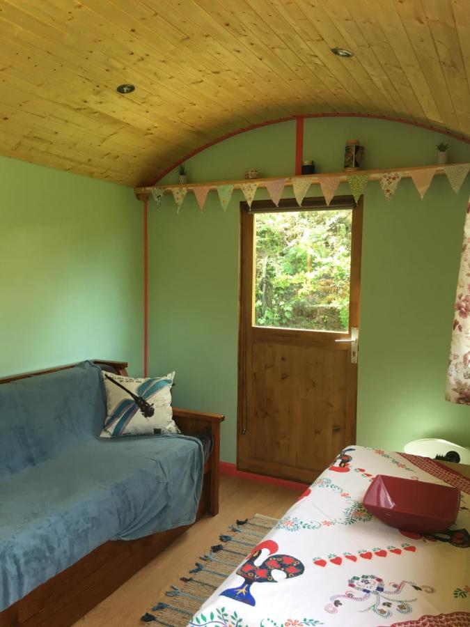 Rosa The Cosy Cabin - Gypsy Wagon - Shepherds Hut, River Views Off-Grid Eco Living Pedrogao Grande Exterior photo